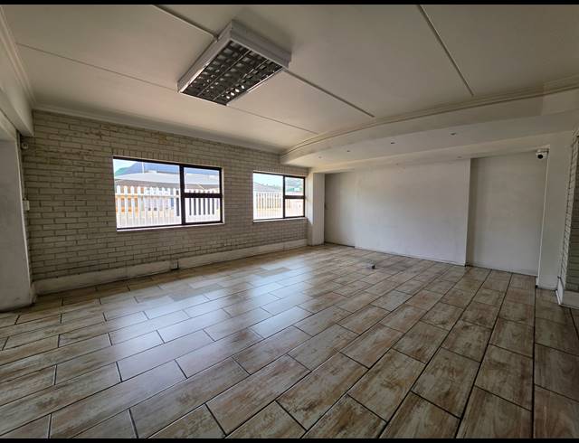 546M² WAREHOUSE TO LET IN WADEVILLE